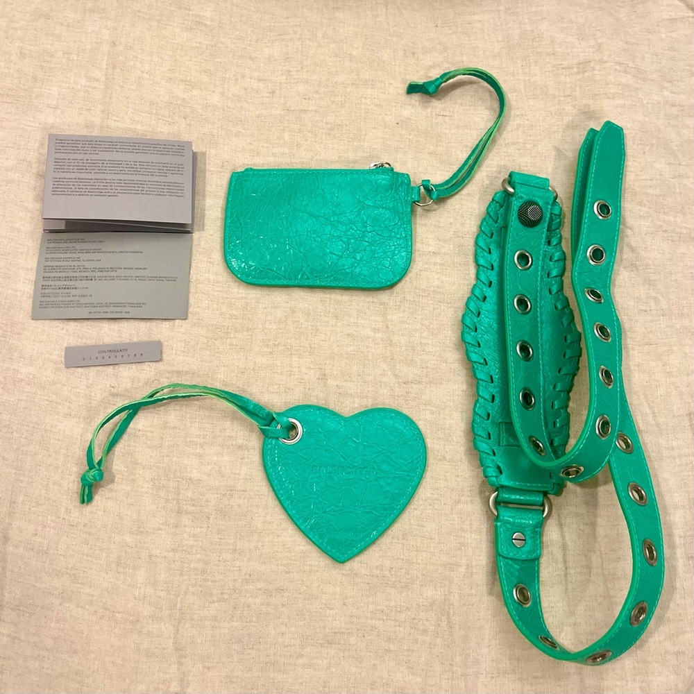 $2790 Balenciaga Arena Neo Cagole Lamb Leather Crossbody Bag, Vivid Green 700940 - Picture 12 of 16